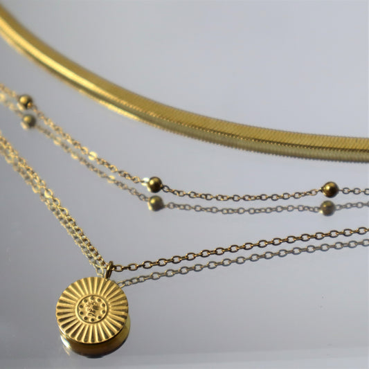 The Trinity Necklace, Anti Tarnish, waterproof gold Earing Aapt collection